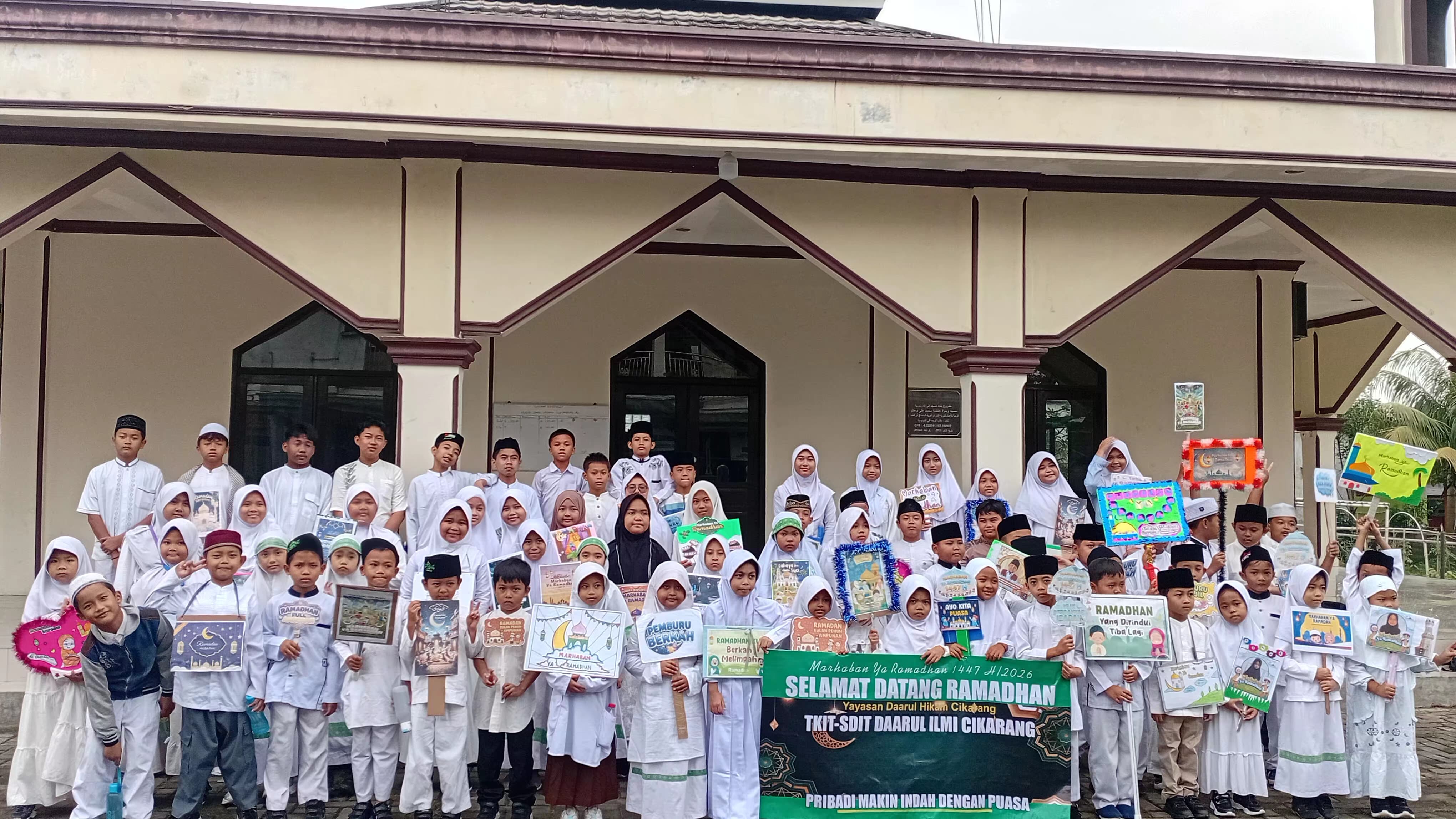 Siswa-siswi TKIT SDIT Daarul Ilmi Cikarang